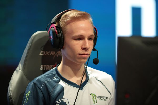 Jonathan 'EliGE' Jablonowski's Counter-Strike Player Profile