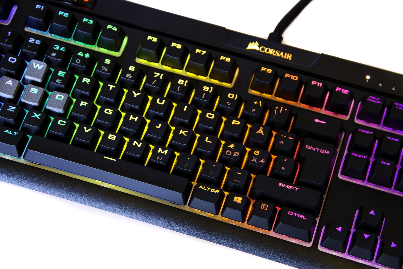 CORSAIR RGB MK.2 Mechanical Gaming Keyboard Review - ProSettings.com