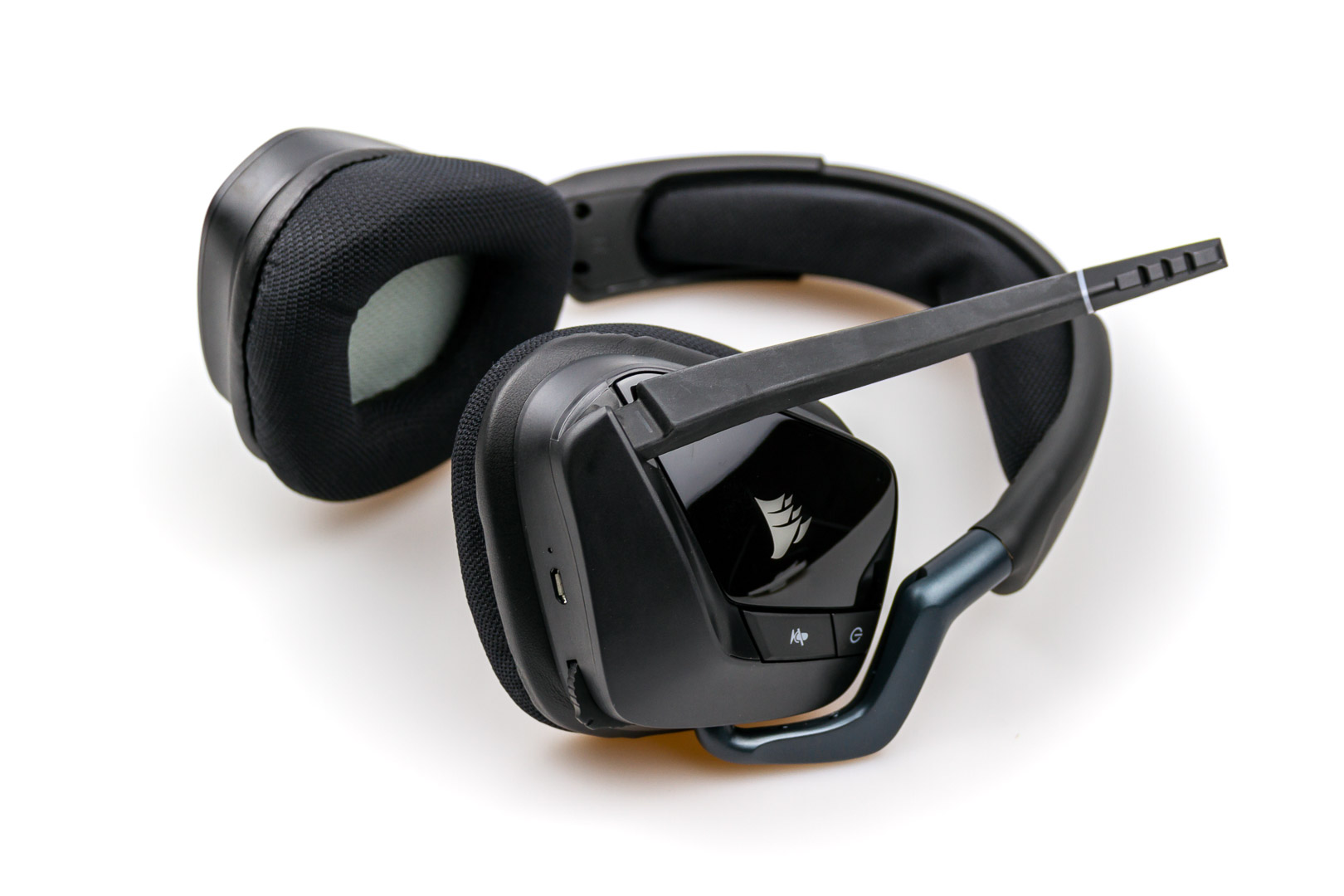 Luftpost uddrag plade Corsair VOID RGB Elite Wireless Headset Review - ProSettings.com